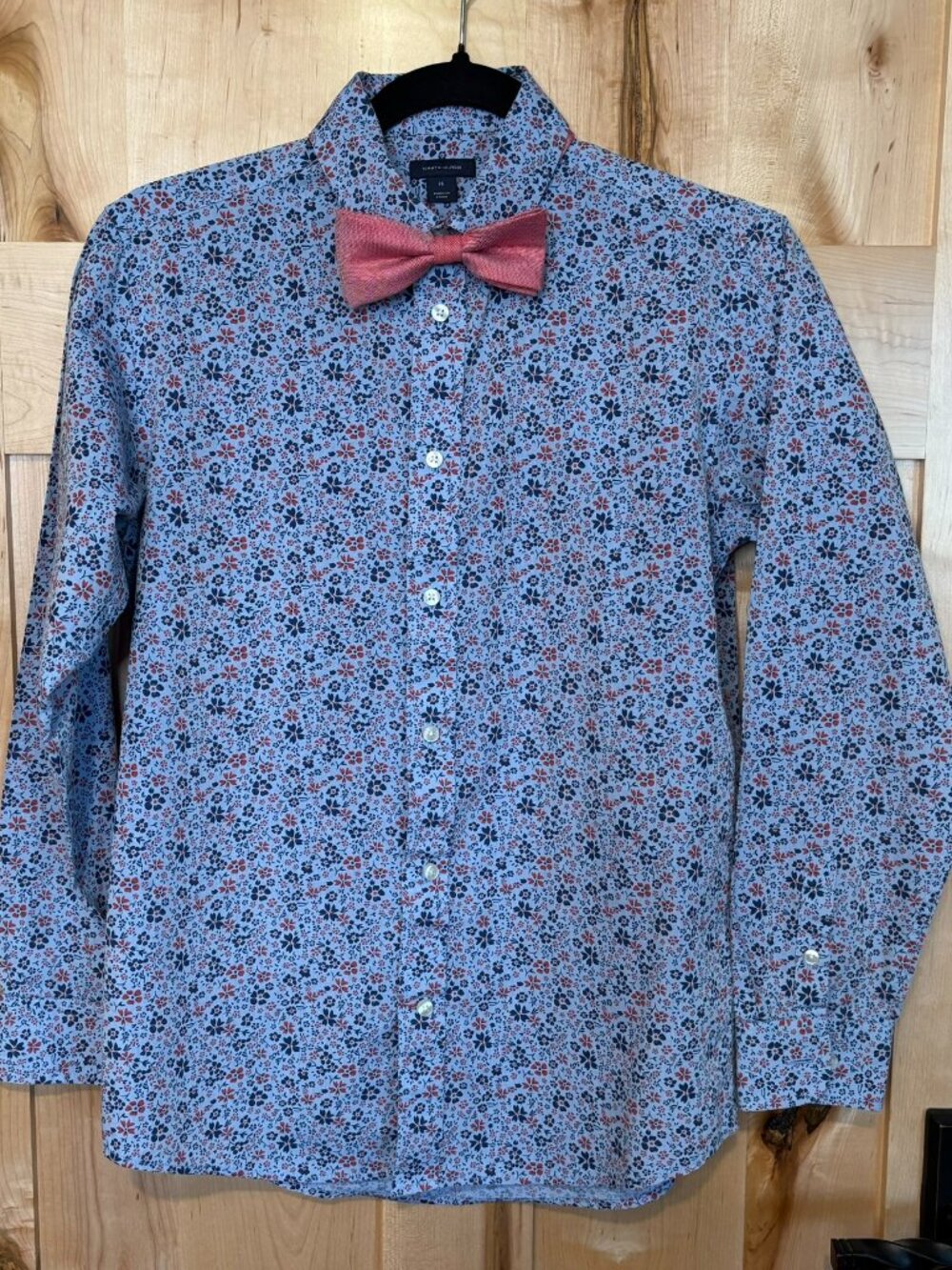Tommy Hilfiger Long Sleeved Floral Dress Shirt Bow Tie Combo 16 Dressy Formal